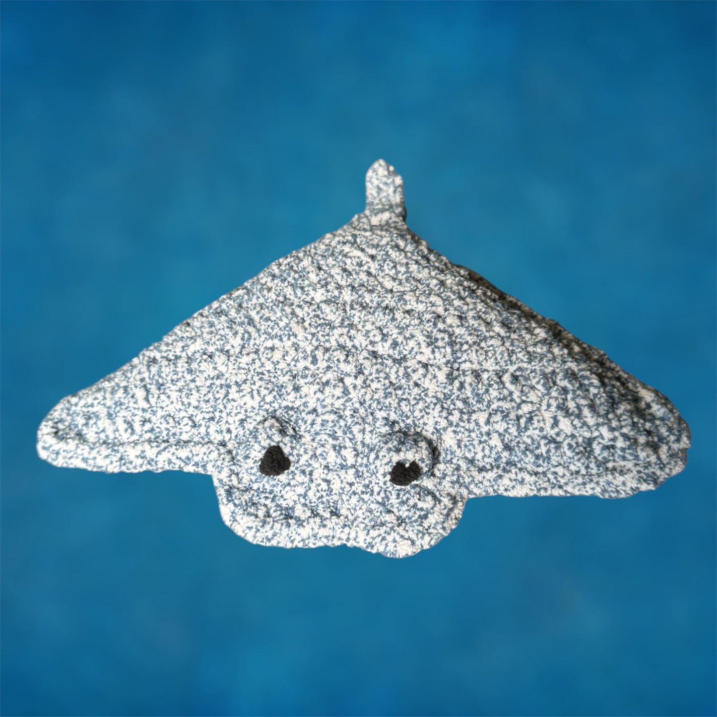 Stingray: Blue Speckle/ White